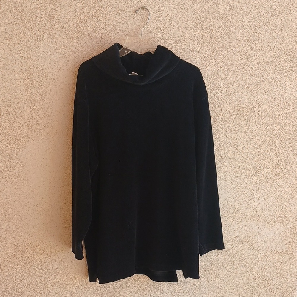 Josephine Chaus Black Ribbed Top